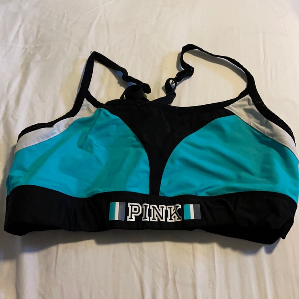 pink sports bra